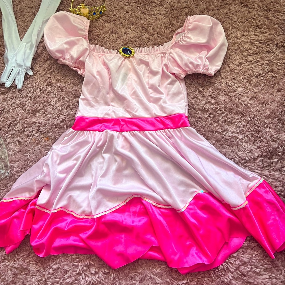 Princess peach sexy outfit